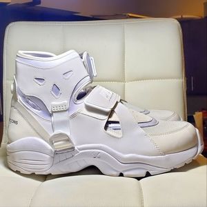 Nike Comme de garcon Carnivore